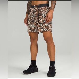 🍋Men’s Lululemon License to Train Linerless Short 7" Size M Command Camo M7AUKS🍋